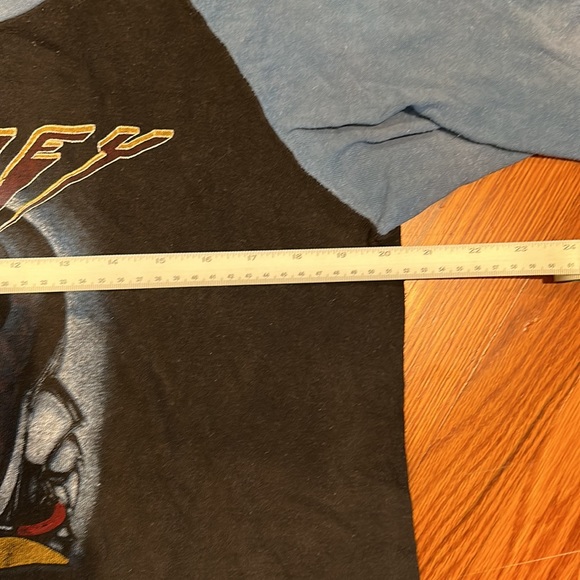 Vintage Journey Tee - Picture 4 of 5